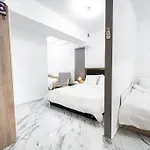 Super Lux Maisonette, 10 Minutes From Center Villa *