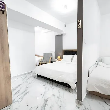 Super Lux Maisonette, 10 Minutes From Center Vila *